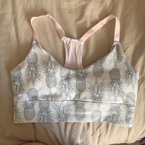 Cute WILDFOX sportsbra